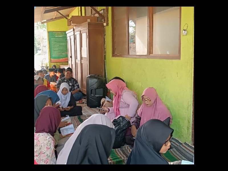 SDN 1 KEDUNGDOWO MEMPERINGATI HARI SANTRI NASIONAL DENGAN MENGAJI
